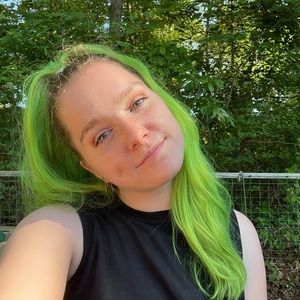 Meet your Posher, Haylee